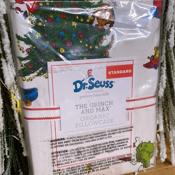 Pottery Barn Kids Dr. Seuss’s The Grinch & Max Organic Standard Pillowcase 🎄🎁 - Picture 13 of 16